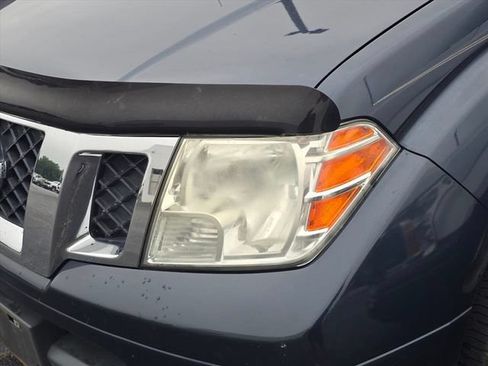 Used 2018 Nissan Frontier SV RWD image 28
