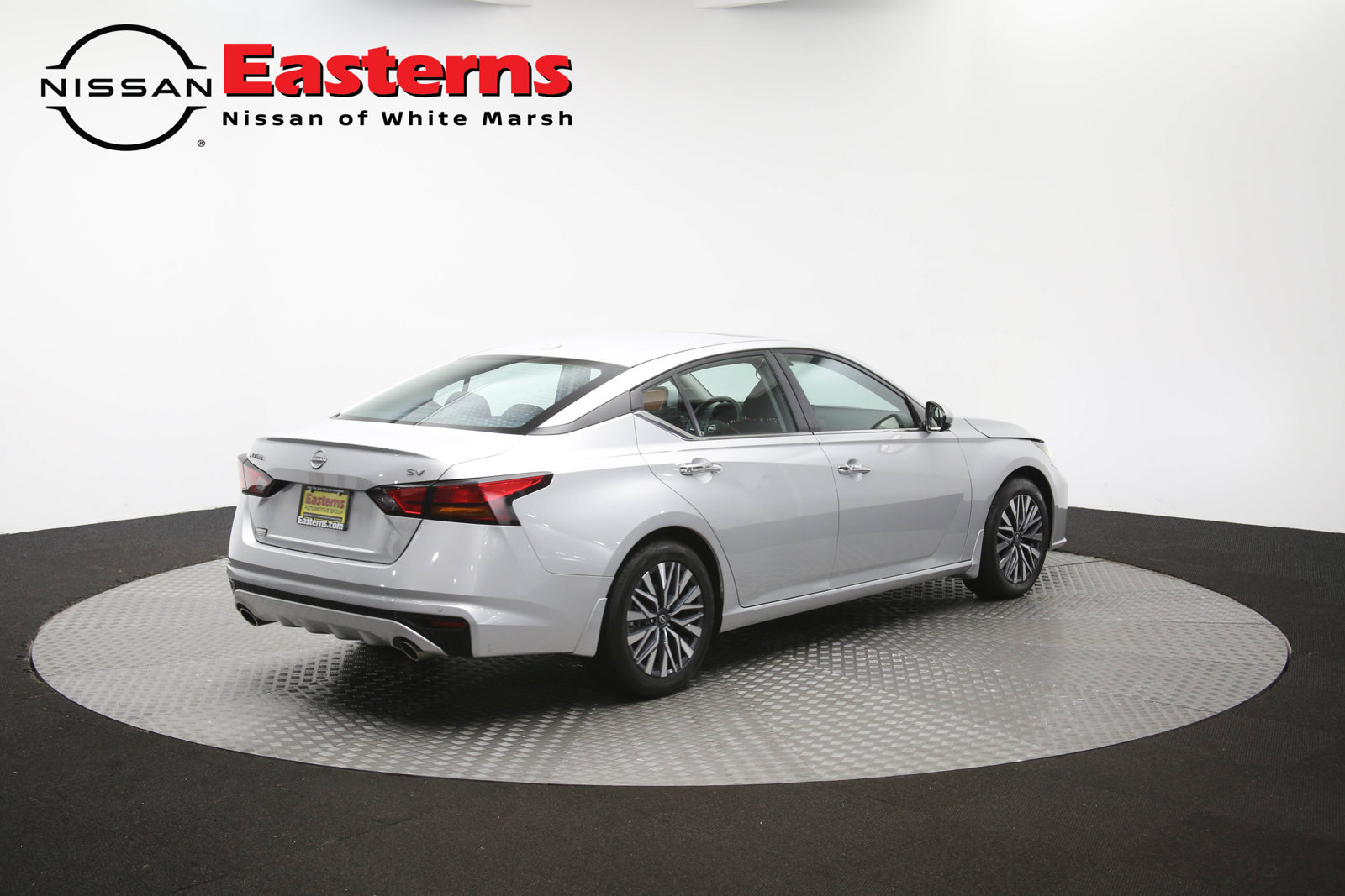 Used 2024 Nissan Altima 2.5 SV w/ SV Premium Package FWD image 41