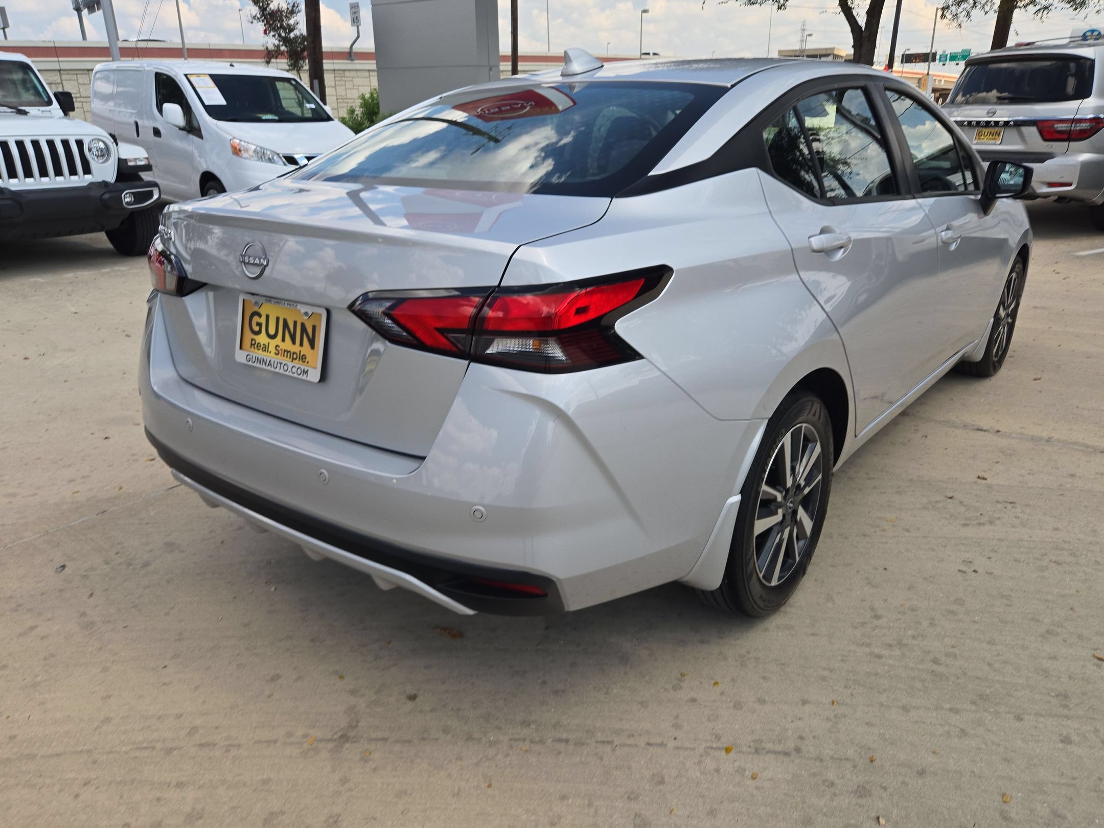 Certified 2025 Nissan Versa SV w/ Trunk Package FWD image 3