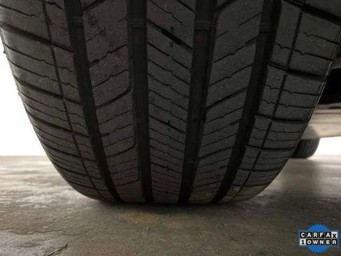 Used 2024 Audi Q4 e-tron Premium Plus image 90