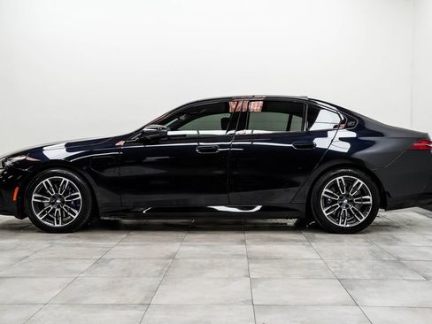 Used 2026 BMW 550e xDrive AWD/4WD image 8