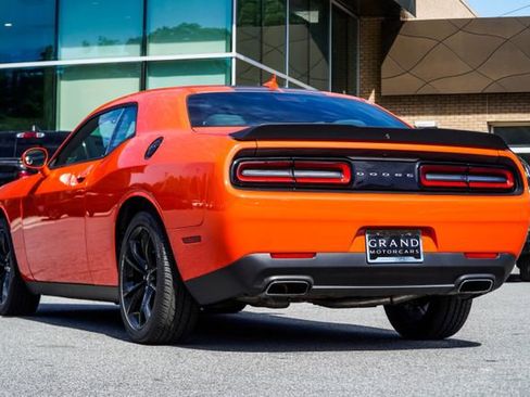 Used 2018 Dodge Challenger SXT w/ Blacktop Package RWD image 11