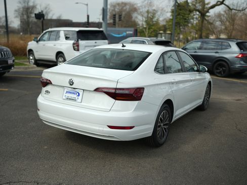 Used 2019 Volkswagen Jetta SE image 8