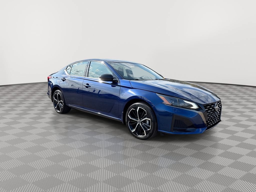 Certified 2024 Nissan Altima 2.5 SR AWD/4WD image 14