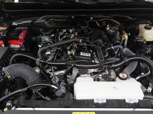 Used 2025 Toyota Tacoma SR5 image 30