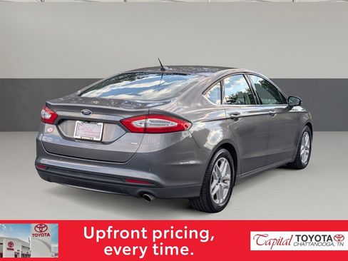 Used 2014 Ford Fusion SE FWD image 7