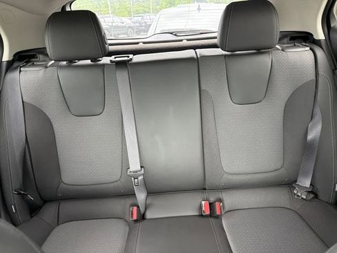 Used 2023 Buick Encore GX Preferred w/ Cold Weather Comfort Package FWD image 27