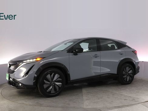 Used 2024 Nissan Ariya AWD image 18