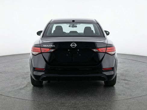 Used 2025 Nissan Sentra S image 7