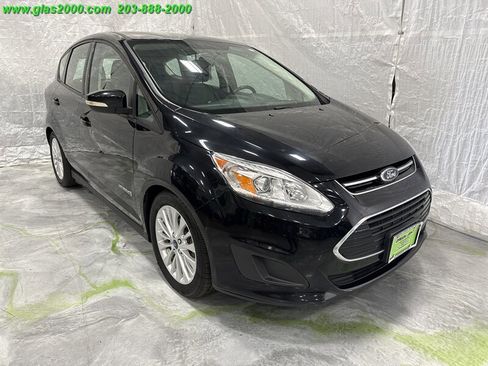 Used 2017 Ford C-MAX SE image 2
