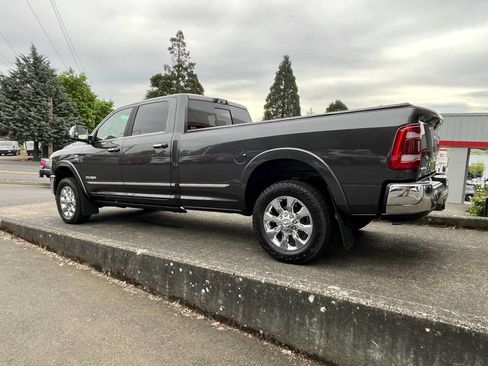 Used 2022 RAM 3500 Limited AWD/4WD image 5