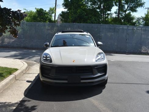 Used 2023 Porsche Macan Turbo AWD/4WD image 2