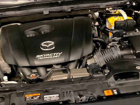 Used 2014 MAZDA MAZDA3 s Grand Touring w/ Technology Package FWD image 30