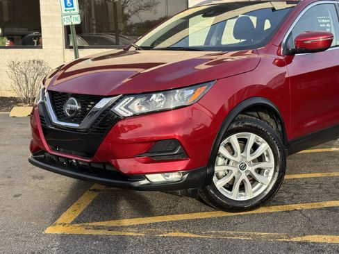 Used 2022 Nissan Rogue Sport SV image 5