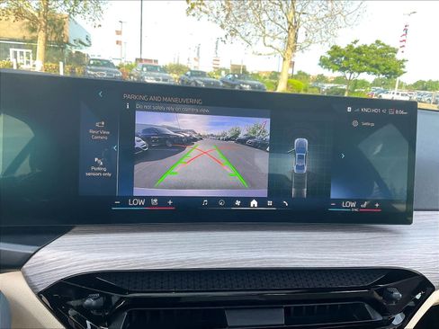 Certified 2025 BMW 330i Sedan w/ Convenience Package RWD image 23