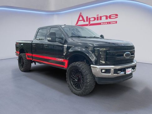 Used 2017 Ford F350 XLT w/ XLT Premium Package AWD/4WD image 7