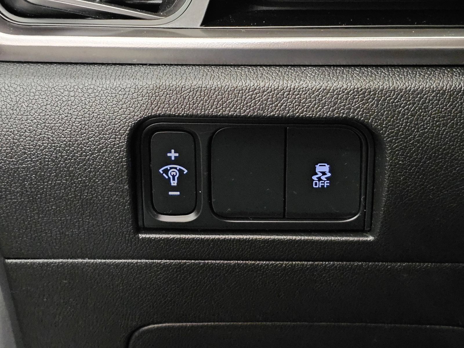 Used 2024 Kia Sorento S w/ Panoramic Sunroof Package FWD image 19