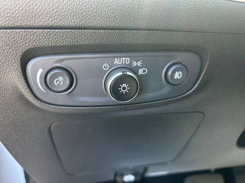 Used 2023 Buick Encore GX Select FWD image 26