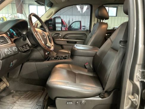 Used 2013 GMC Sierra 2500 Denali w/ Suspension Package, Off-Road AWD/4WD image 15