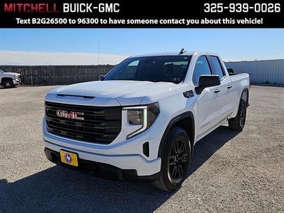 New 2026 GMC Sierra 1500 Pro w/ Graphite Edition