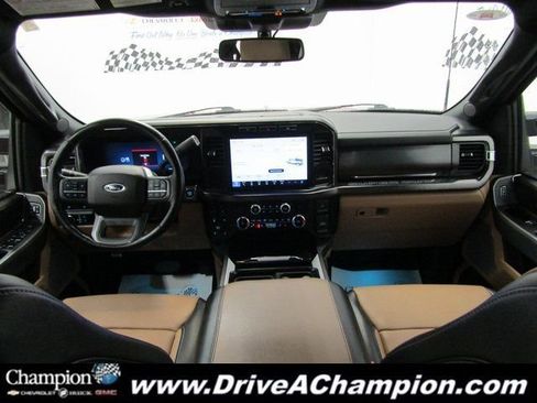 Used 2024 Ford F250 Lariat image 32