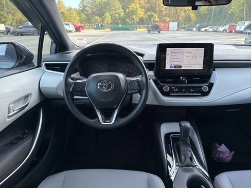 Used 2024 Toyota Corolla SE image 18