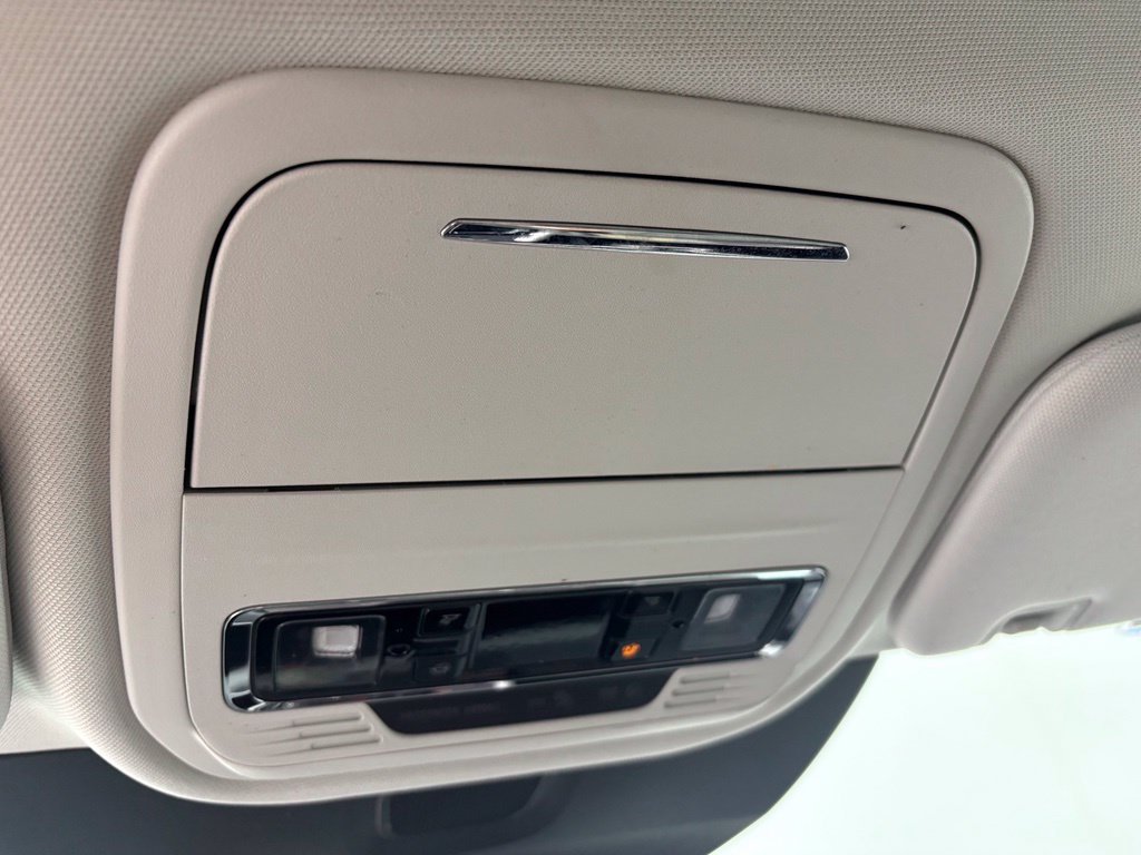 Used 2026 Lincoln Aviator AWD w/ Jet Appearance Package image 24
