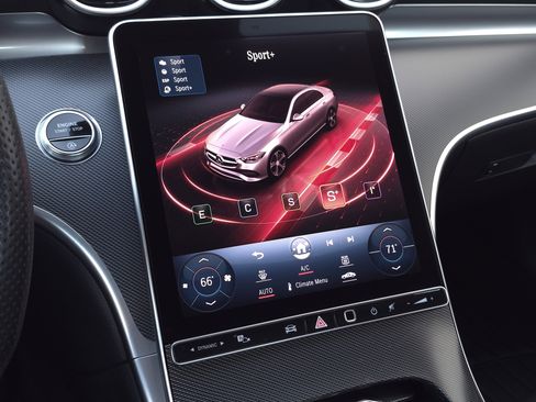 Used 2024 Mercedes-Benz C 300 Sedan image 24