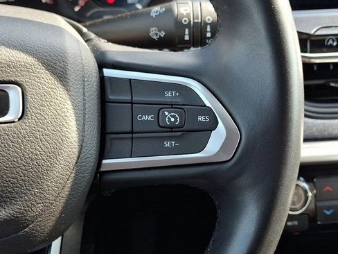 Certified 2022 Jeep Compass Latitude image 26