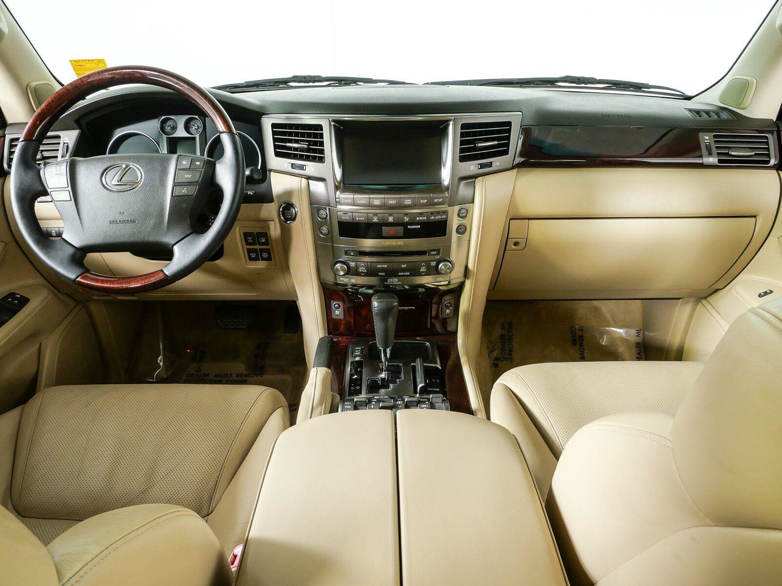 Used 2011 Lexus LX 570 4WD w/ Luxury Pkg image 20