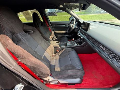 Used 2023 Honda Civic Type R image 38
