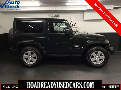 Used 2011 Jeep Wrangler Sahara w/ Dual Top Group AWD/4WD image 1