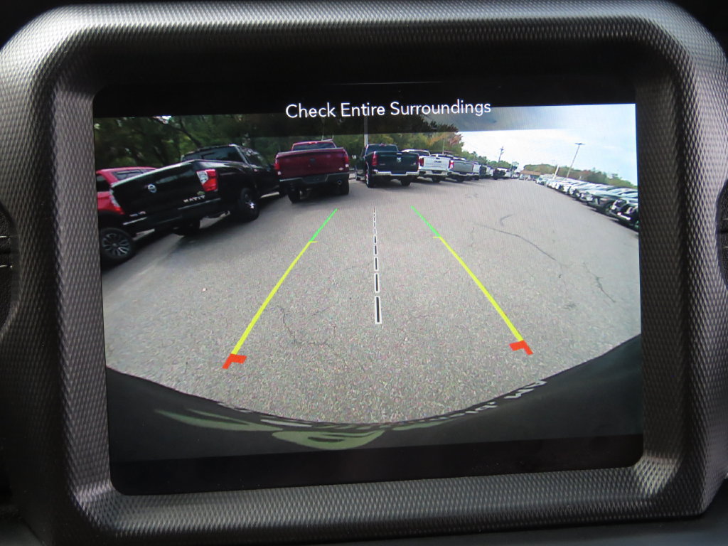 Used 2022 Jeep Wrangler Unlimited Sahara AWD/4WD image 24