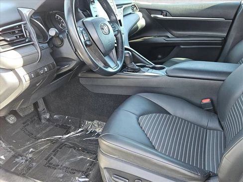 Used 2023 Toyota Camry SE image 15