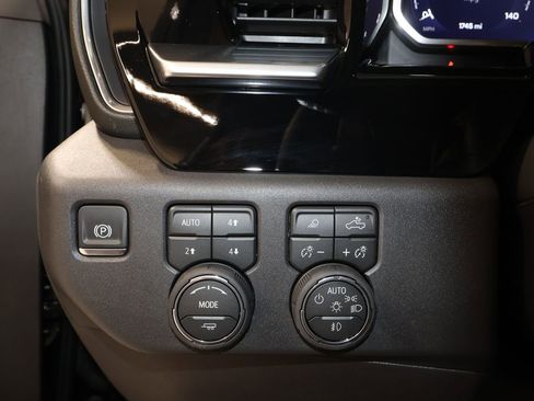 Certified 2026 Chevrolet Silverado 1500 LT Trail Boss w/ LT Trail Boss Premium Package image 11