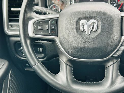 Used 2022 RAM 1500 Big Horn AWD/4WD image 14