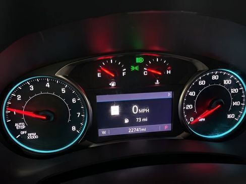 Used 2022 Chevrolet Equinox LT FWD image 14