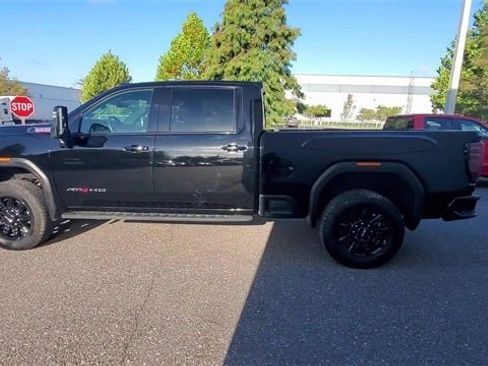 Used 2024 GMC Sierra 2500 AT4 w/ AT4 Premium Plus Package image 36
