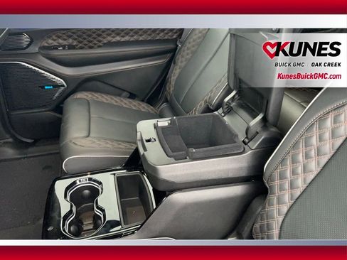 Used 2024 Jeep Grand Cherokee L Summit image 14