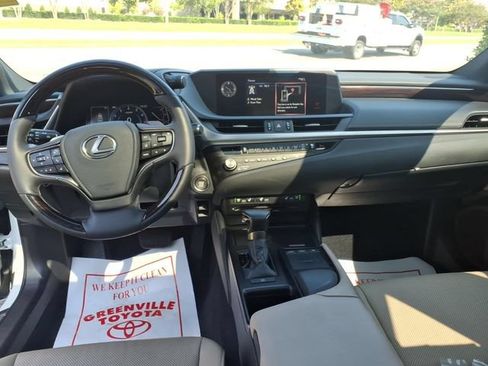 Used 2021 Lexus ES 350 w/ Premium Package FWD image 9