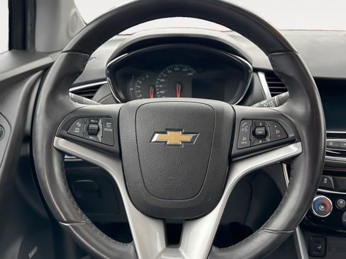 Used 2018 Chevrolet Trax Premier image 17