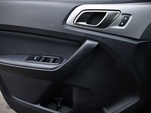 Used 2019 Ford Ranger XLT w/ Equipment Group 302A Luxury image 17