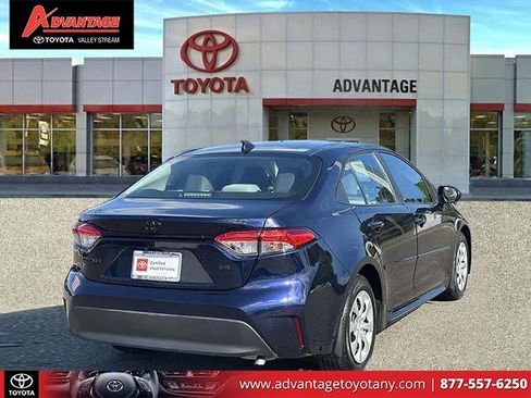 Used 2024 Toyota Corolla LE image 7