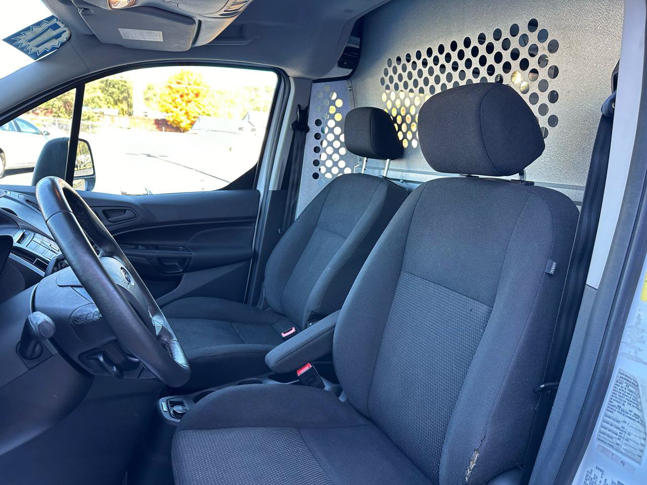 Used 2017 Ford Transit Connect XL FWD image 11