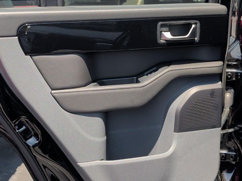 New 2025 INEOS Grenadier AWD/4WD image 32