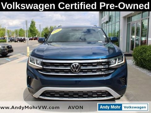 Used 2023 Volkswagen Atlas Cross Sport SEL AWD/4WD image 2