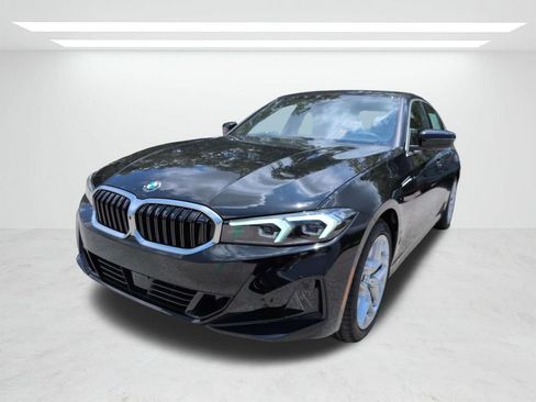 New 2026 BMW 330i Sedan w/ Premium Package RWD image 8