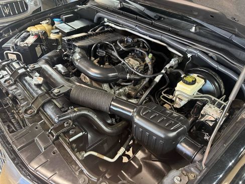 Used 2014 Nissan Frontier S RWD image 29