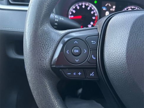 Used 2019 Toyota RAV4 LE image 24