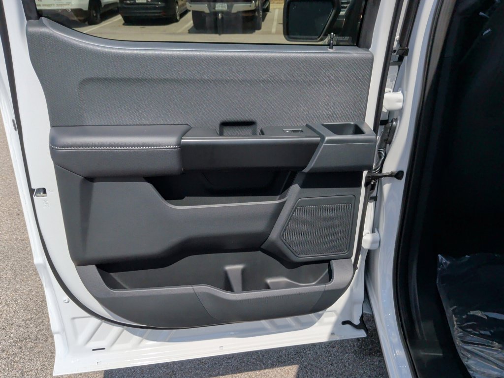 New 2026 Ford F150 STX w/ Equipment Group 200A RWD image 32